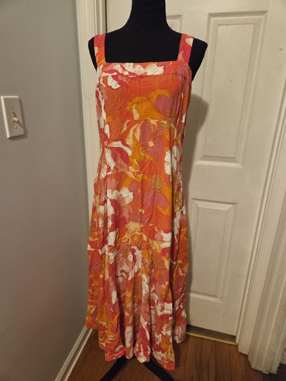 Vince Camuto Orange Pink White Floral Maxi Dress